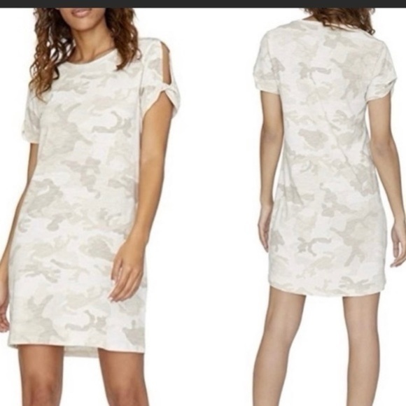 Anthropologie Sanctuary T Shirt Dress Animal Print White Gray 3X - Picture 7 of 7